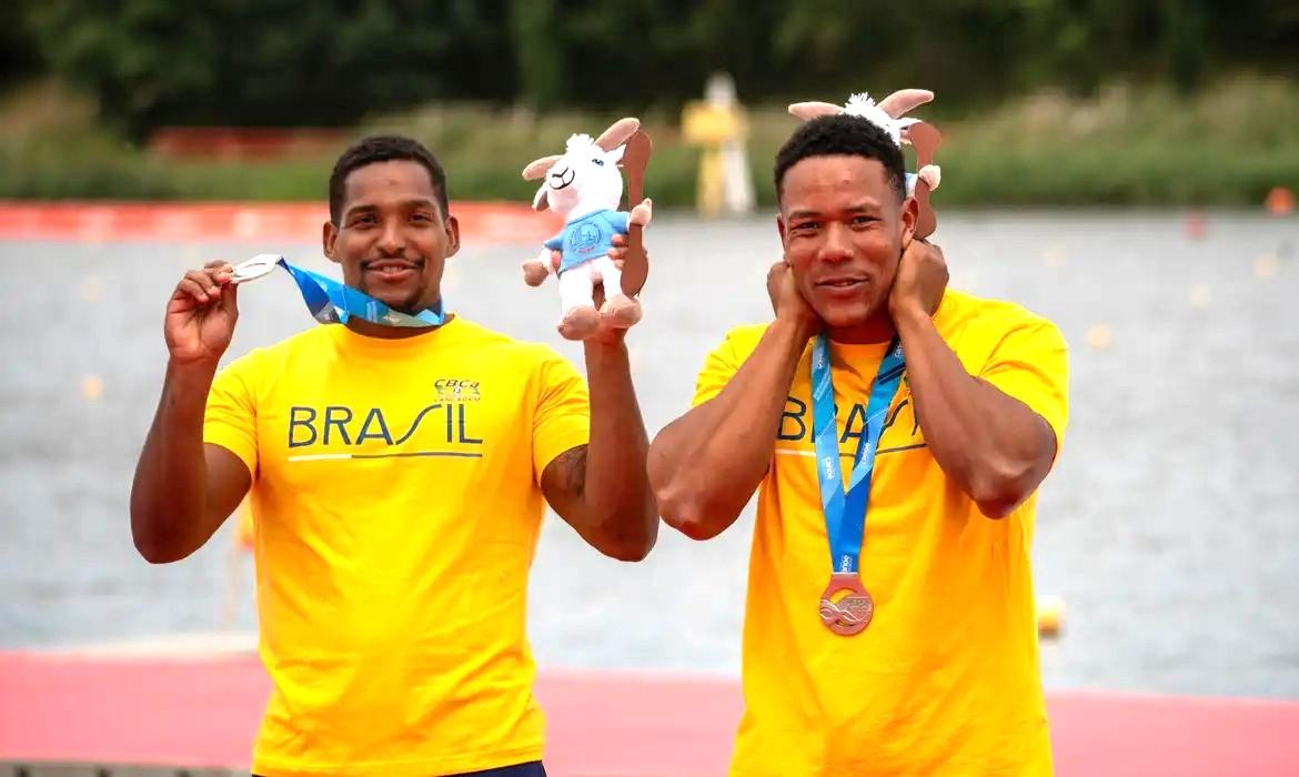 Jacky Godmann e Gabriel Nascimento são prata no Mundial de Canoagem