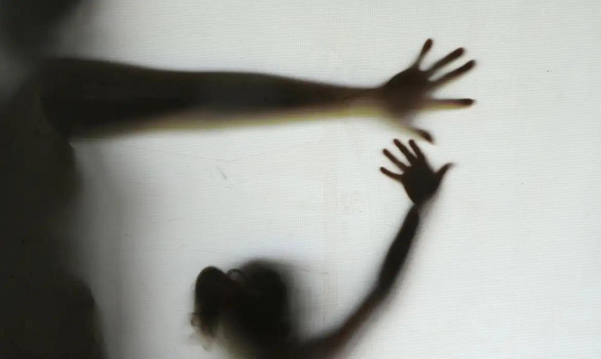 Movimento contra violência sexual lança site para facilitar denúncias