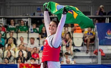 Maria Clara Pacheco mantém hegemonia no ciclo olímpico do taekwondo