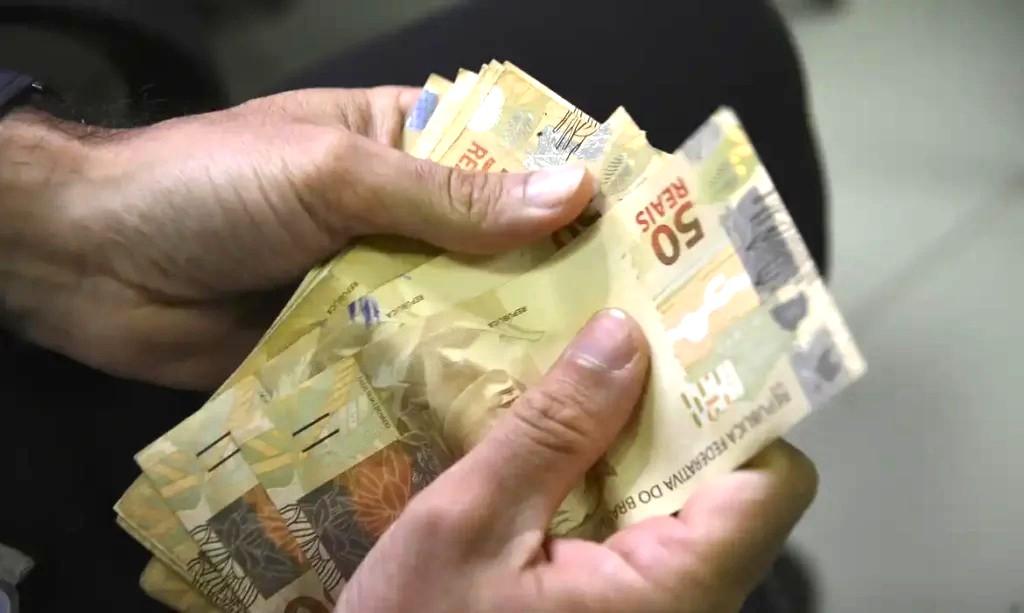 Serasa disponibiliza 8 milhões de dívidas com 99% de desconto para negociação