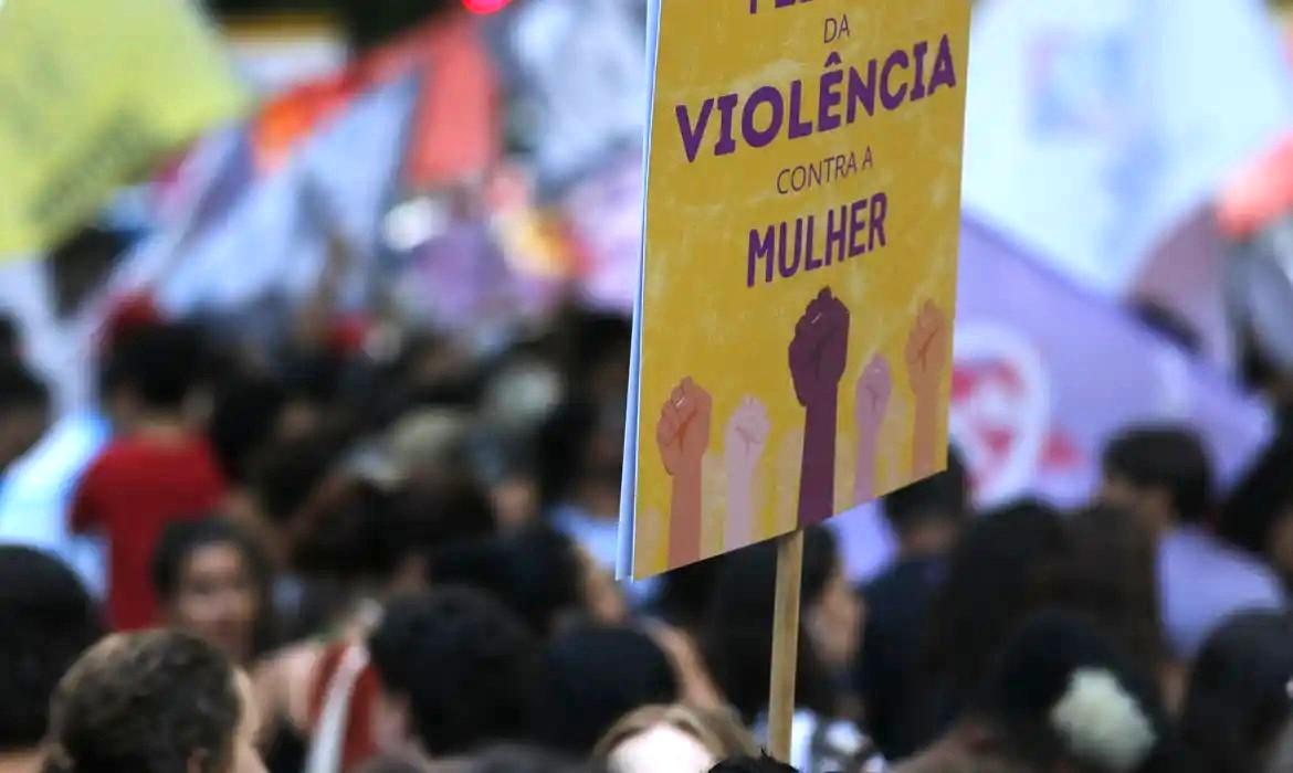Plataformas vão informar canais de denúncia de violência contra mulher