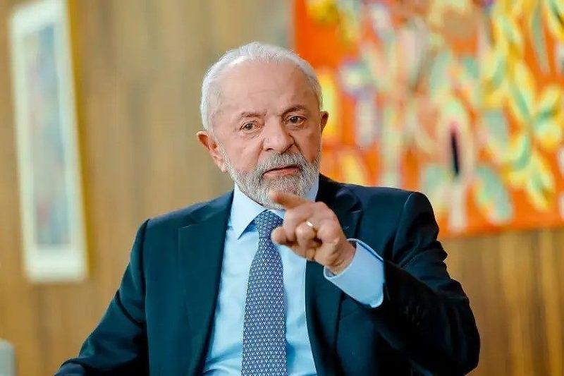 Presidente assina decreto que recompõe benefícios do Bolsa Família em 15%