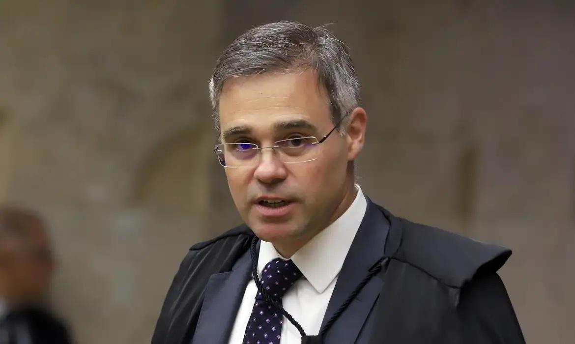 Mendonça rejeita ação contra reajuste do Bolsa Família