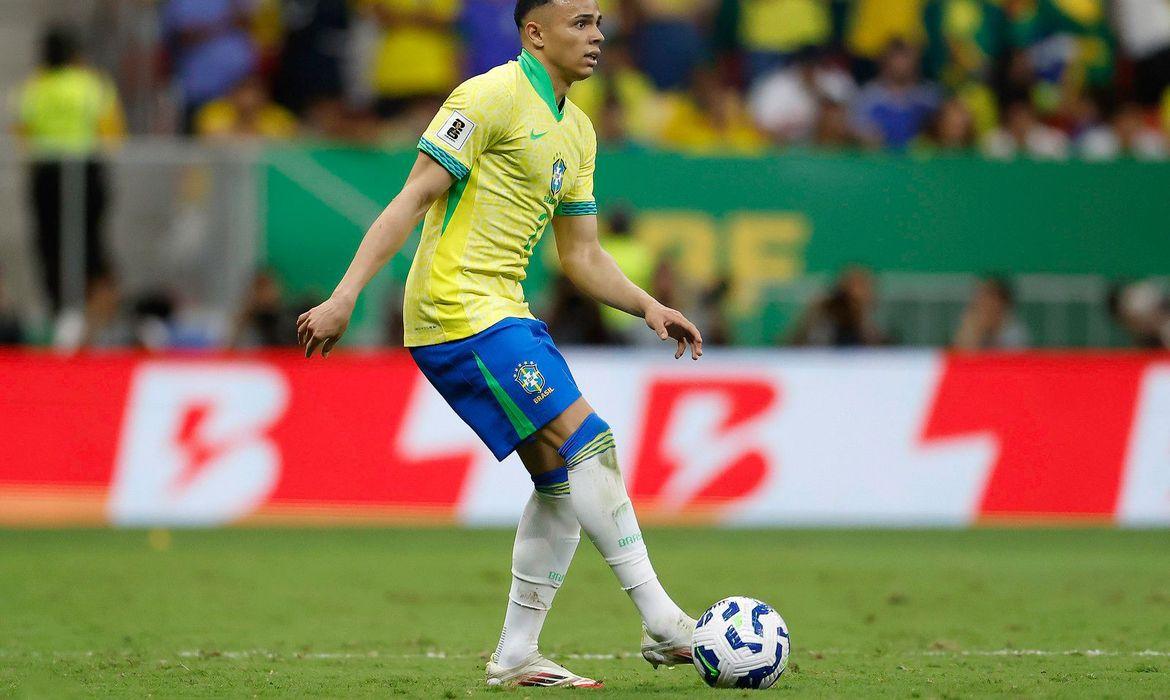 Wesley é cortado da seleção e Vanderson é convocado para amistosos da Seleção