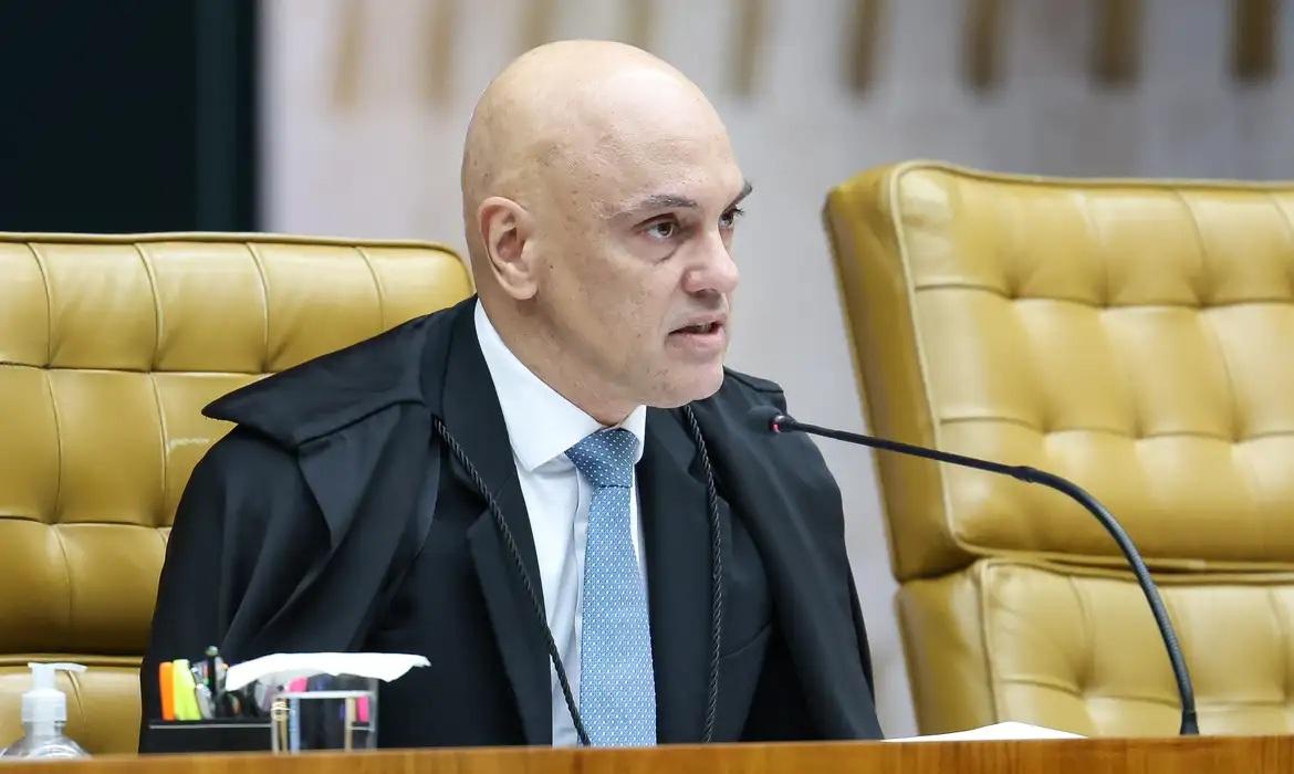 Mulher de Alexandre de Moraes nega vínculo pessoal com Vorcaro em viagem de jatinho
