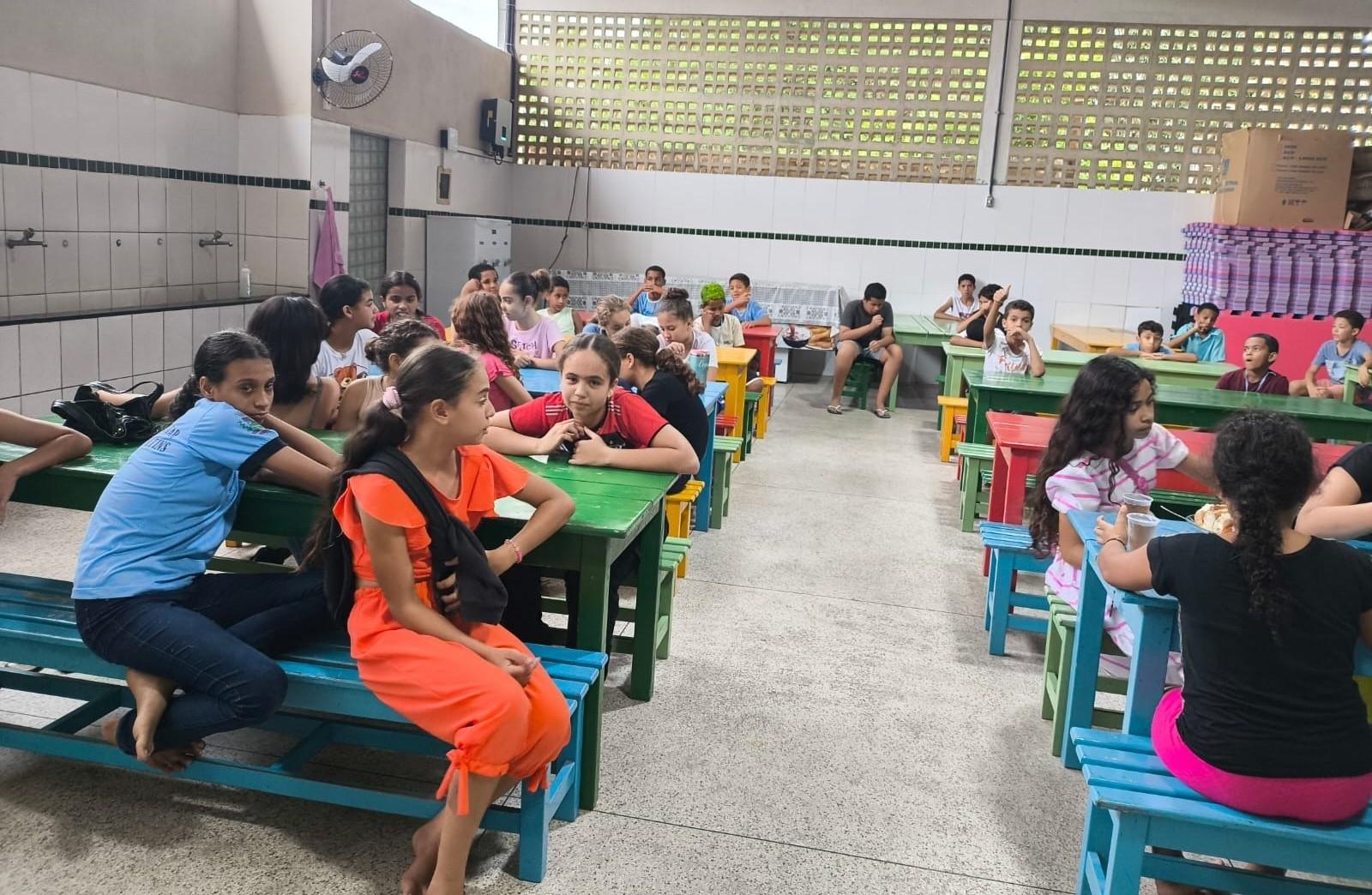 Suzano requalifica espaço de recreação de instituição que atende 200 crianças e adolescentes em Montanha, no ES