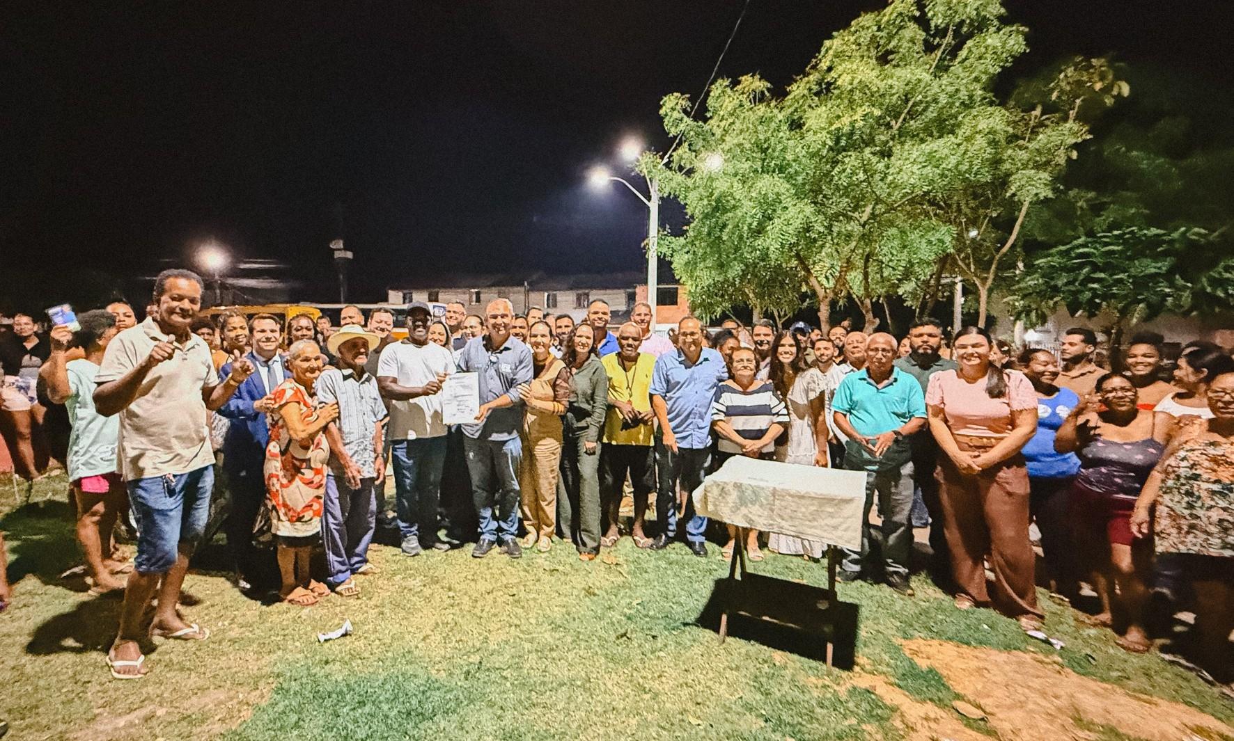 Prefeitura de São Mateus, no ES, assina ordem de serviço para reforma de praça e anuncia ações no bairro Village