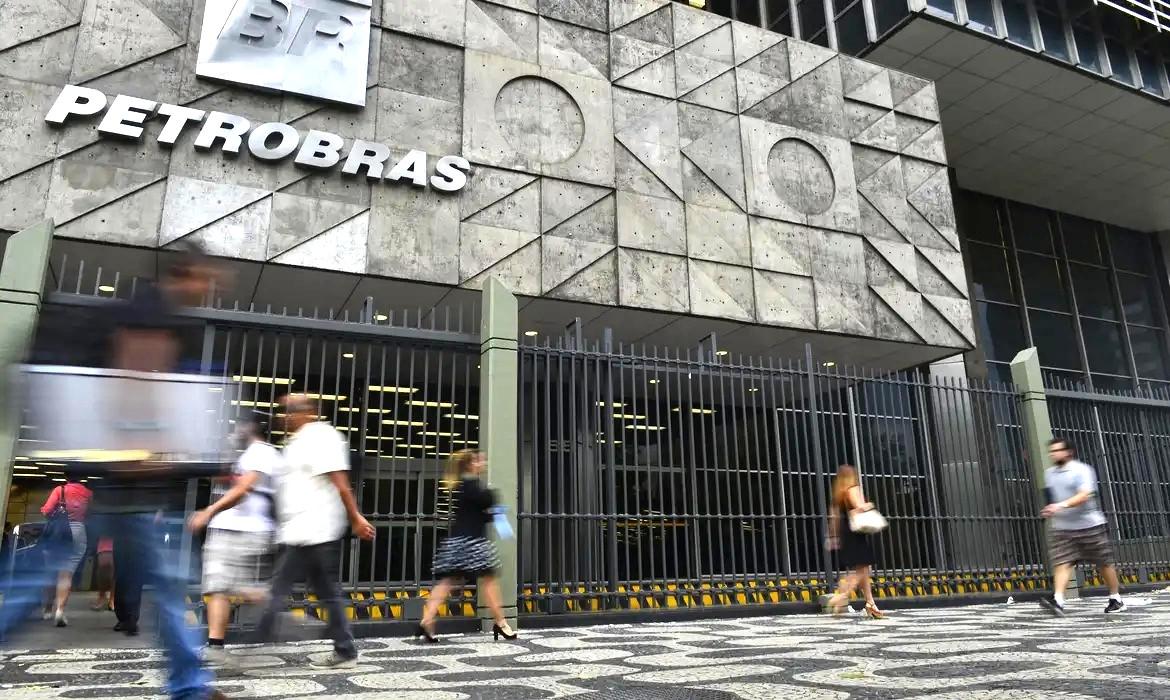 Petrobras fecha acordo para comprar gás dos EUA por mais de 20 anos