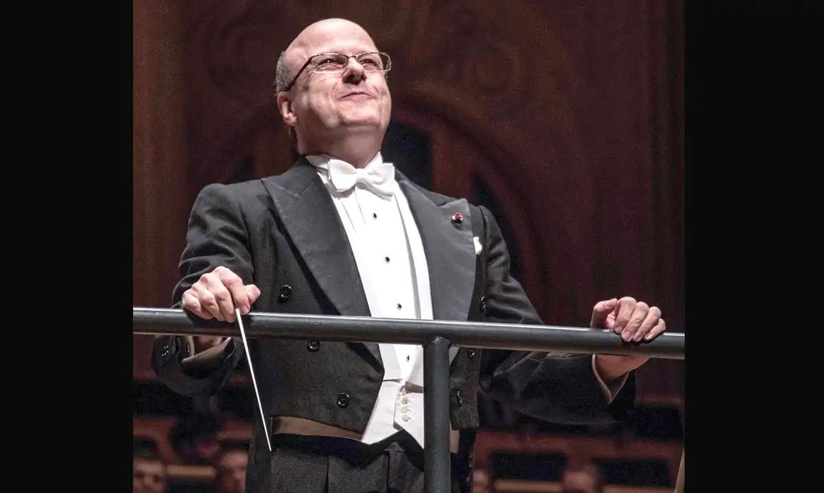 Maestro Roberto Tibiriçá morre aos 72 anos em São Paulo