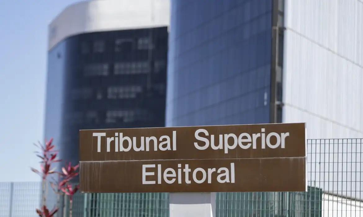 TSE barra anúncios de Lula acusando Flávio de ser contra escala 6x1