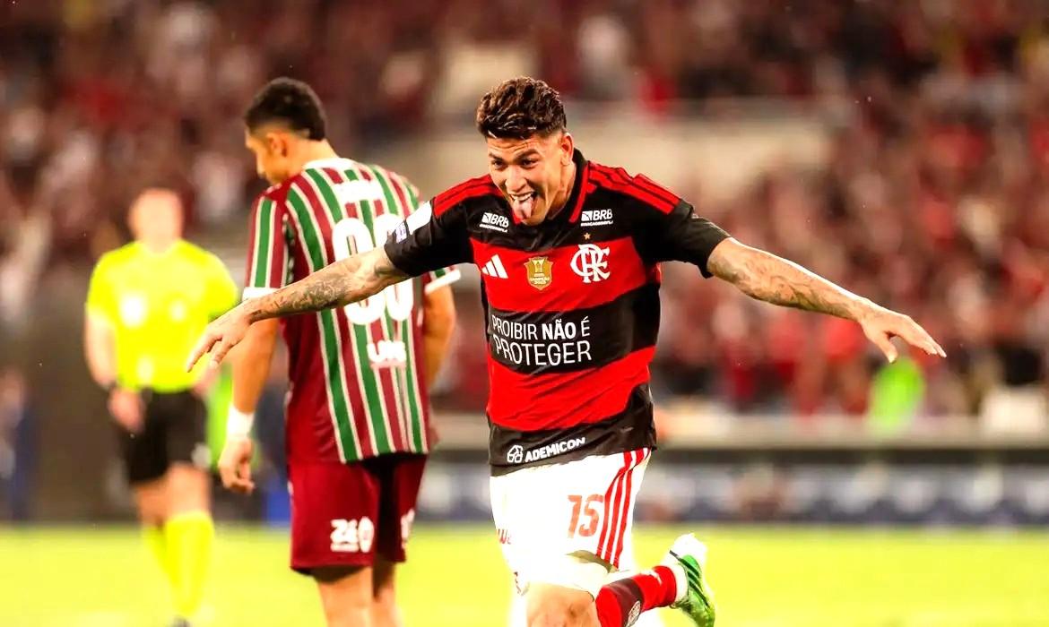 Flamengo mantém a liderança do Brasileirão após rodada de clássicos