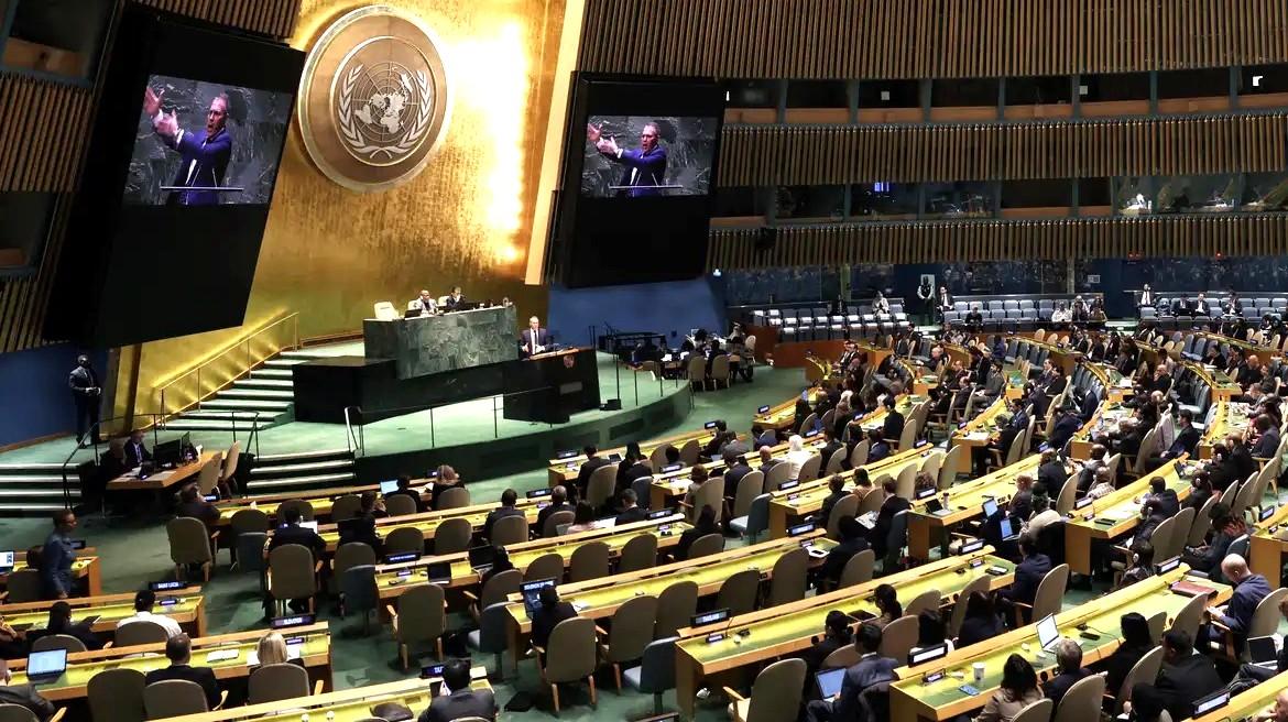 ONU aprova resolução contra embargo dos EUA a Cuba