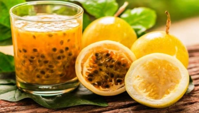 10 benefícios do maracujá que vão além do efeito calmante: Confira
