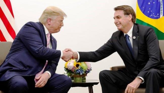 "Se for da vontade de Deus, quero comparecer na posse de Trump", diz Bolsonaro