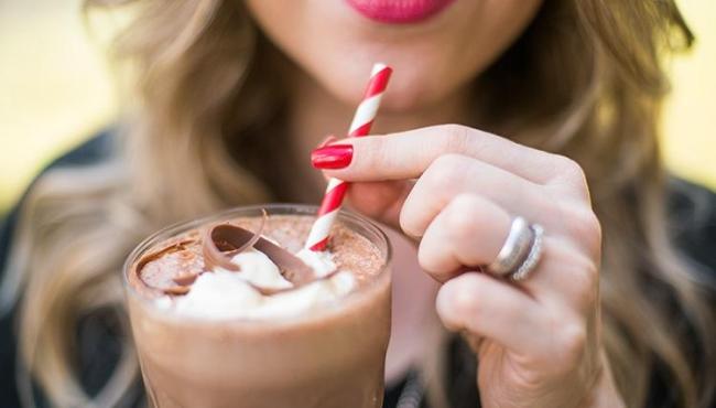9 benefícios do chocolate amargo para a saúde