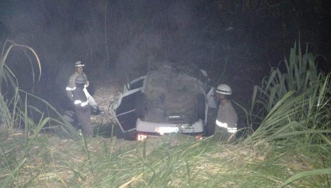Acidente na BR-101 deixa três mortos em São Mateus, ES