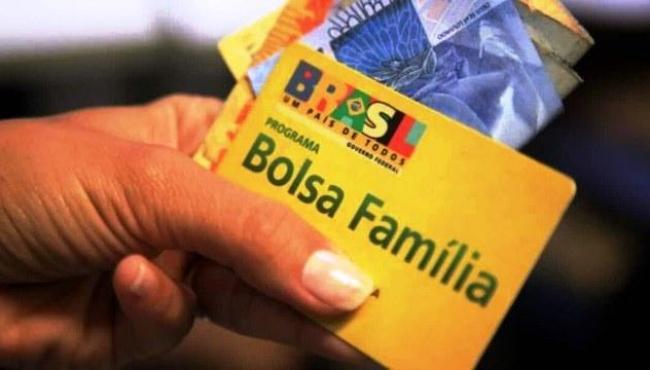 Adicional de R$ 150 por criança no Bolsa família deve demorar 3 meses, diz o Ministro do Desenvolvimento Social