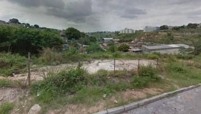 Adolescente é acusado pela mãe de estuprar irmãs e é morto por moradores