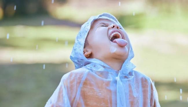 Água da chuva: afinal, ela é pura ou suja? Podemos bebê-la naturalmente?