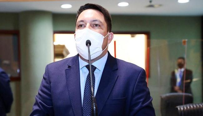 Ales mantém emenda de Bruno que garante o atendimento em até 30 minutos pelos cartórios do ES