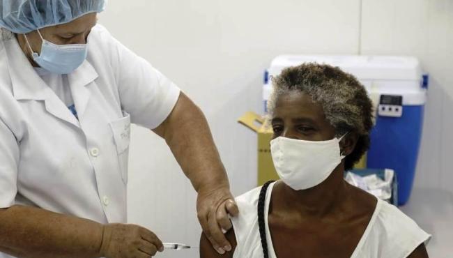 Anvisa autoriza estudo de terceira dose de vacina da Astrazeneca
