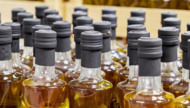 Anvisa proíbe venda de azeite e suspende doce de leite e sal grosso