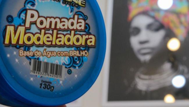 Anvisa proíbe venda de todas as pomadas para modelar e trançar cabelos
