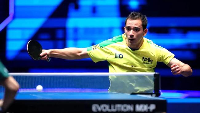 Após 2 vitórias, Calderano encara alemão nesta quinta no China Smash