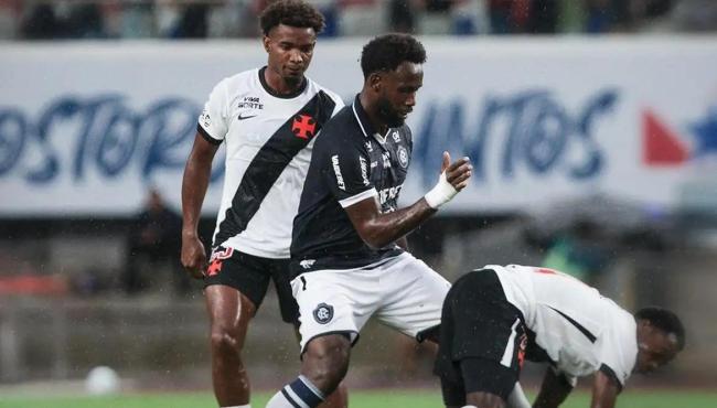 Após atraso devido à chuva, Remo e Vasco empatam pelo Brasileirão