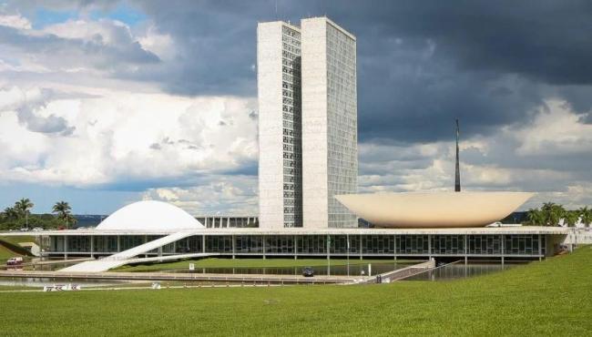 Após decisão contra Bolsonaro, oposição planeja ofensiva contra STF no Congresso