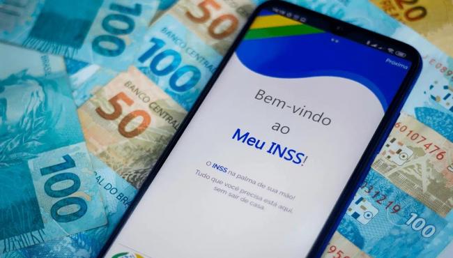 Aposentados e pensionistas do INSS começam a receber sem aumento do novo salário mínimo nesta segunda-feira (24)