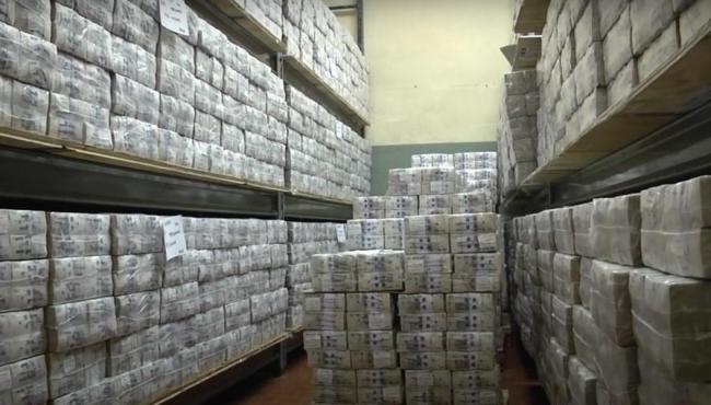 Argentina estuda queimar cédulas para conter excesso de papel