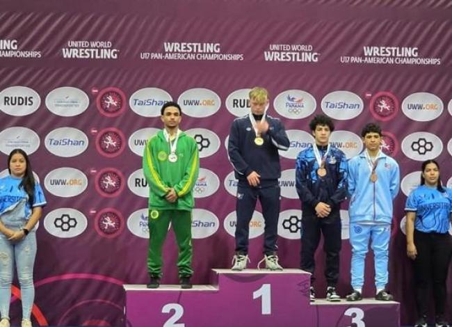 Atleta do Espírito Santo conquista prata no Pan-Americano de Wrestling no Panamá