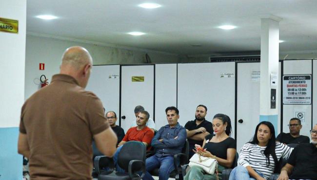 Audiência sobre trânsito em Braço do Rio avança com nova etapa de diálogo com comerciantes, em Conceição da Barra, ES.