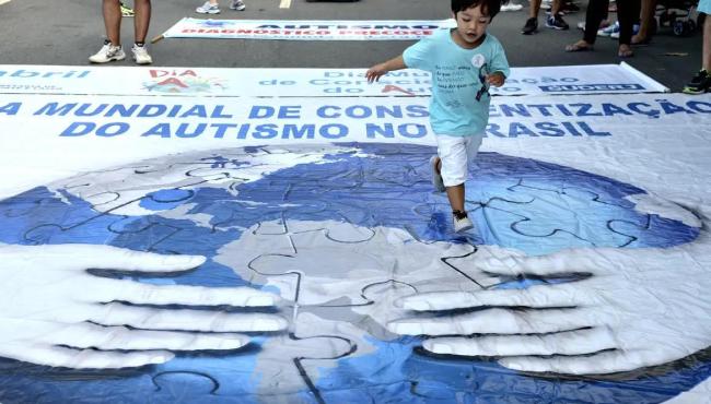Autismo: nova linha de cuidado pede teste a partir dos 16 meses