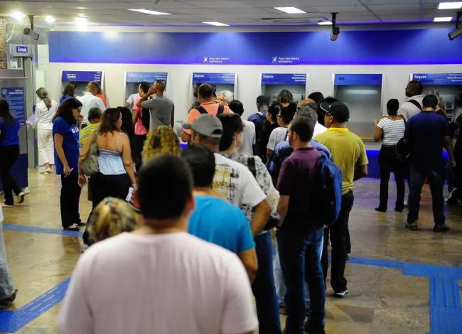 Bancários farão paralisação de 24 horas nesta quinta-feira (20)