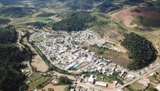Bandes, Sebrae e Prefeitura de Dores do Rio Preto, no ES, promovem encontro para fortalecer o turismo em Pedra Menina