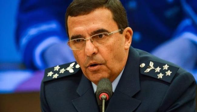 Baptista desmente Freire Gomes e confirma voz de prisão a Bolsonaro