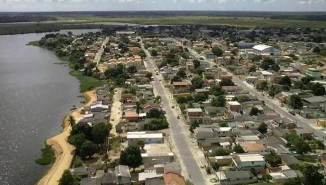 Bebê é encontrado com picadas de insetos e molhado, em lagoa no ES; mãe estava desacordada ao lado