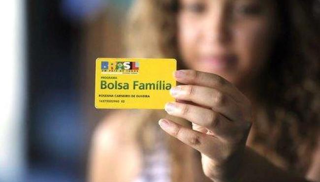 Beneficiários do Bolsa Família com NIS final 2 recebem 9ª parcela do auxílio