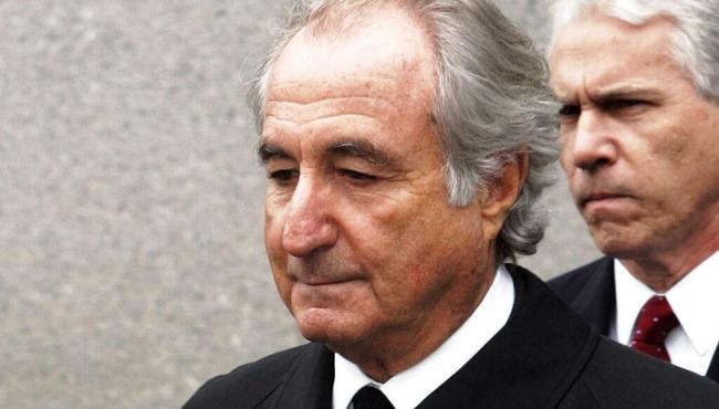 Bernie Madoff, autor de uma fraude gigante em Wall Street, morre na prisão aos 82 anos