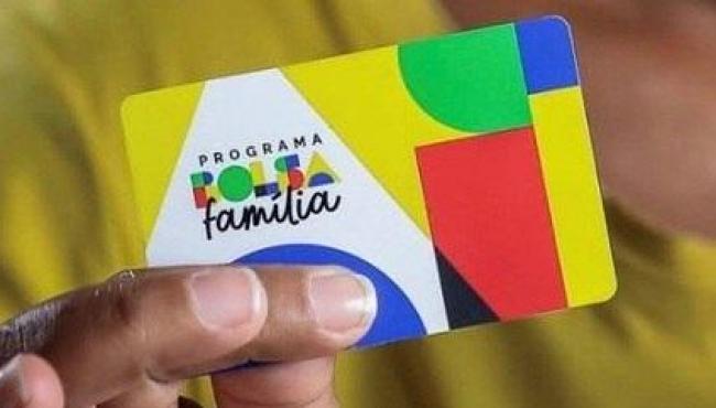 Bolsa Família começa a ser pago a 21,1 milhões de beneficiários nesta sexta-feira (18)