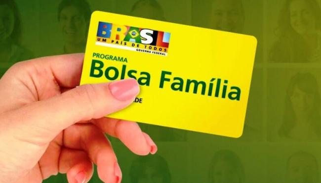 Bolsa Família faz hoje último pagamento antes do Auxílio Brasil