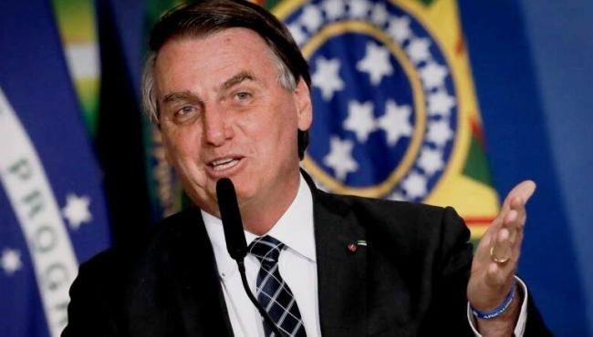 Bolsonaro admite poder ter coisa errada no governo e diz que tomará providência