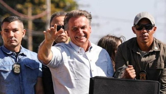 Bolsonaro afirma que preço do diesel deve cair “em breve”