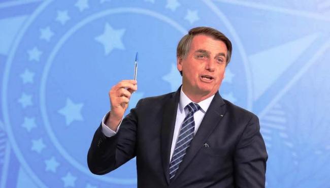 Bolsonaro assina decreto de criação da NAV, estatal de serviços de navegação aérea