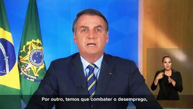 Bolsonaro baixa tom e diz que “missão” é salvar vidas e empregos