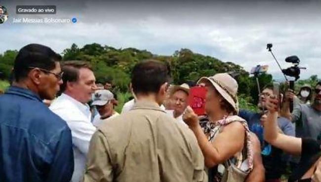 Bolsonaro chega a Santa Catarina para recesso de carnaval