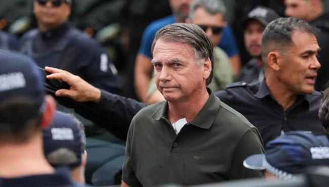 Bolsonaro cita paranoia em audiência de custória. prisão é mantida