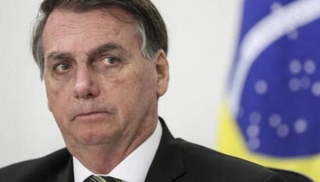 Bolsonaro convoca comandantes militares para reunião de urgência